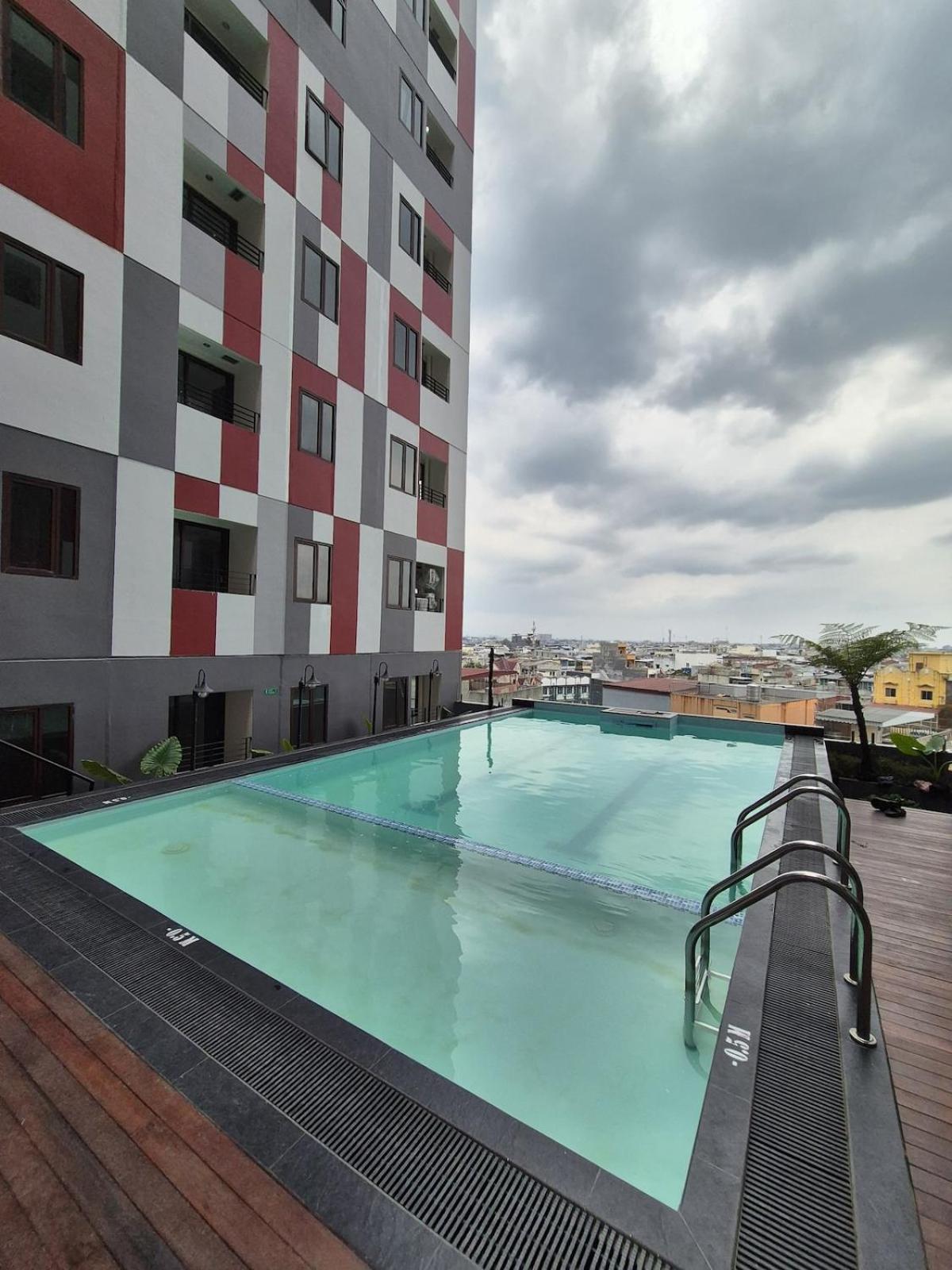 Apartemen Santorini Stay, Mega Mas *