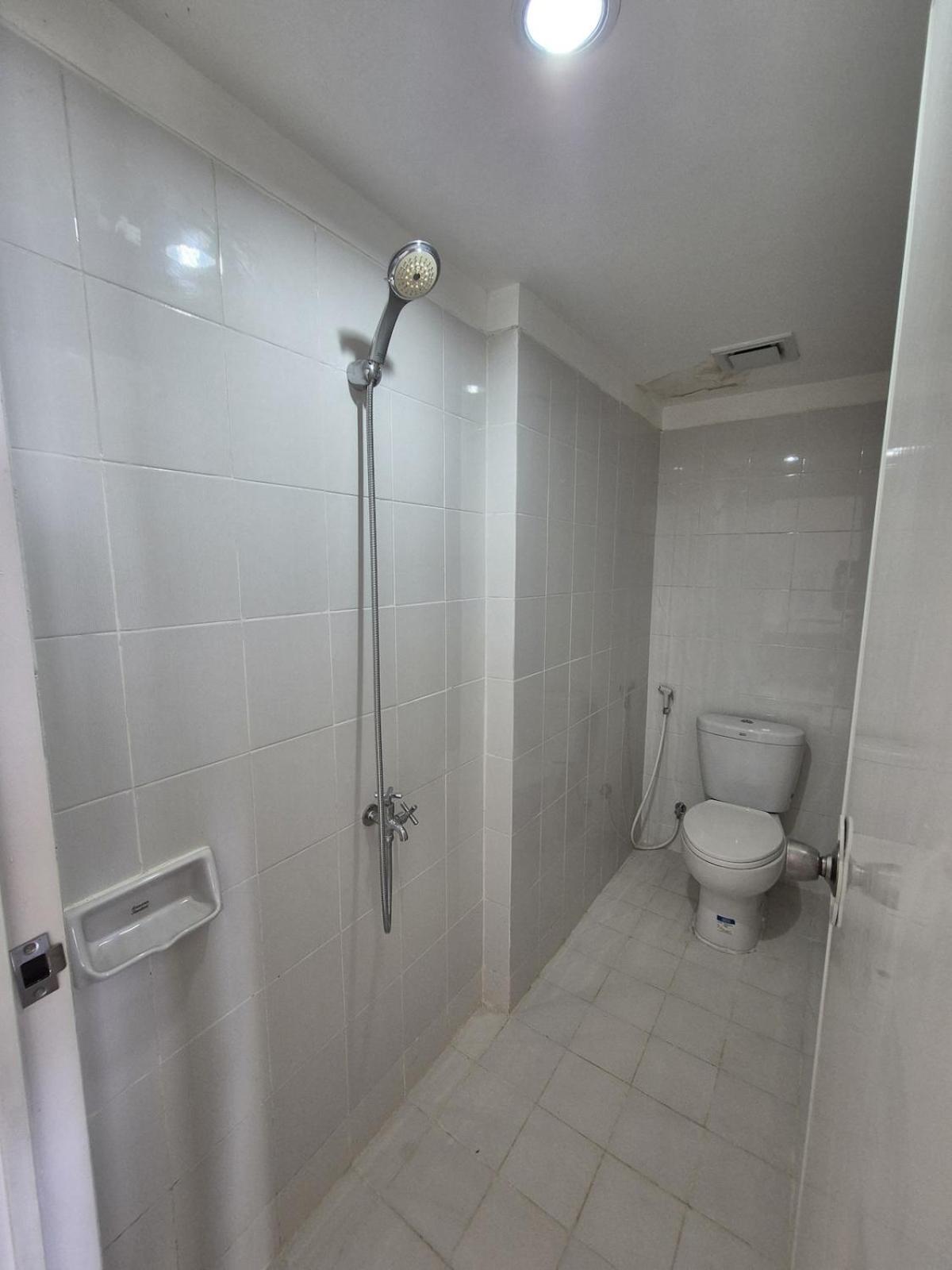 Santorini Stay, Mega Mas Medan