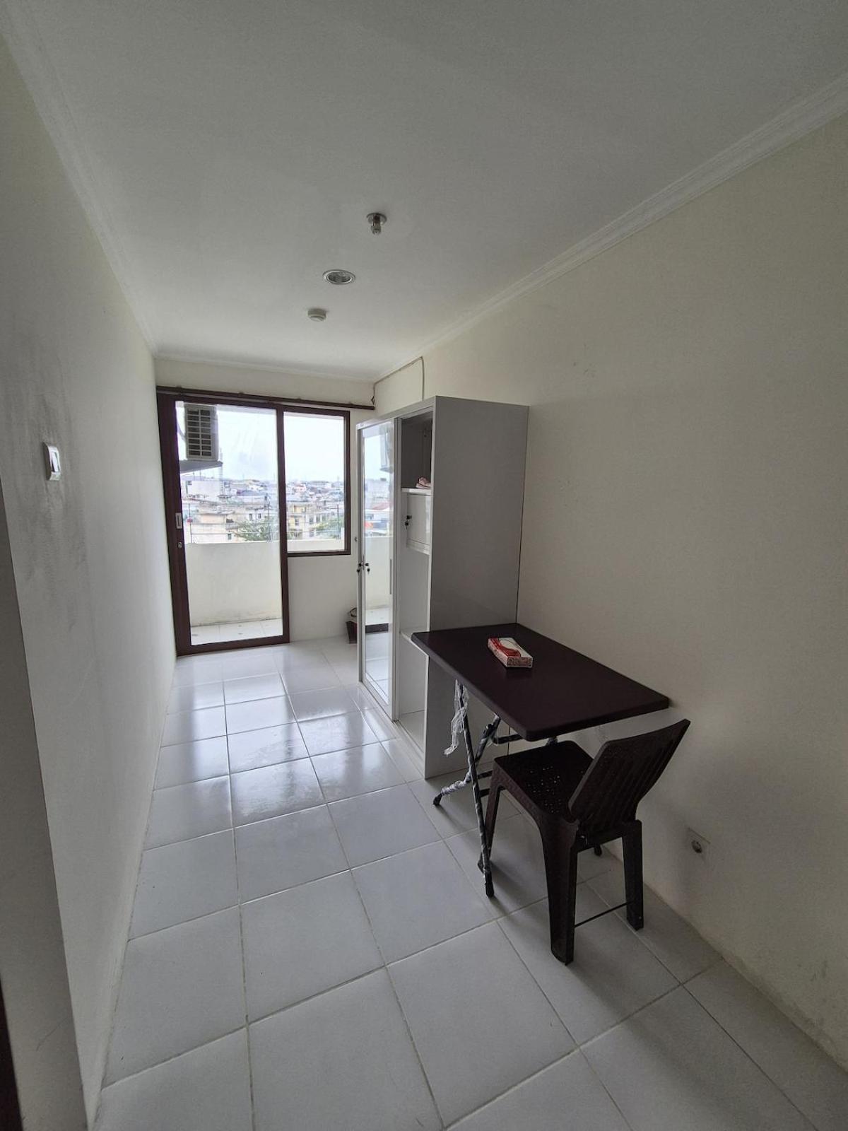 Santorini Stay, Mega Mas Medan